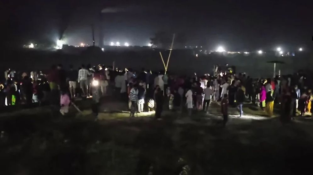 ডাকাতের গুলিতে আহত ৪, গণপিটুনিতে নিহত ২