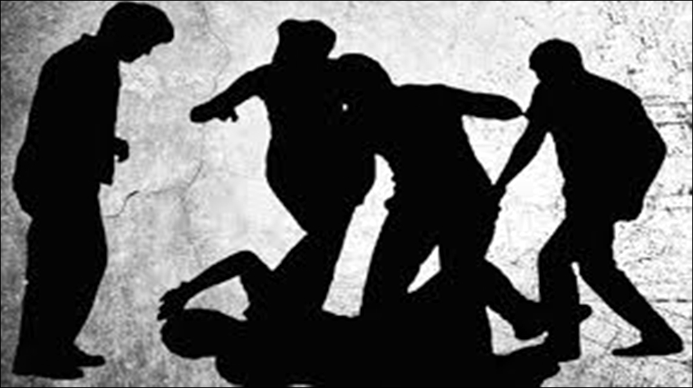 মাইকে ‘ডাকাত’ ঘোষণা দিয়ে দুইজনকে পিটিয়ে হত্যা, গুলিবিদ্ধ ৫