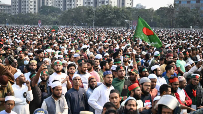 লাখ মানুষের অংশগ্রহণে স্মরণকালের সবচেয়ে বড় জানাজা শহীদ হাদির