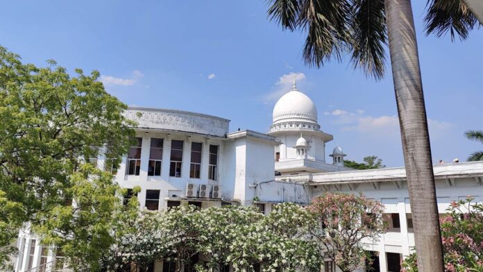 একইদিনে সংসদ নির্বাচন ও গণভোটের তফসিলের বৈধতা চ্যালেঞ্জ করে রিট